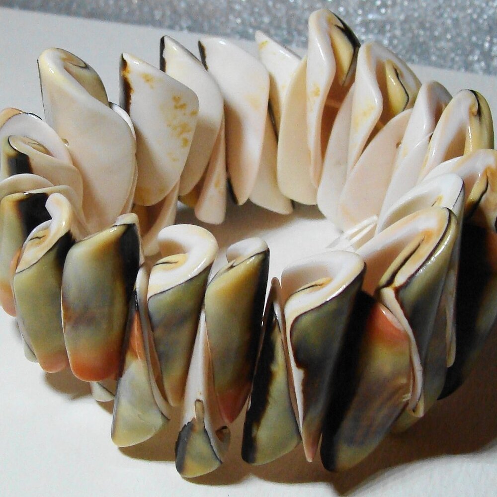 Custom Jewelry, Long Curly Shell Bracelet